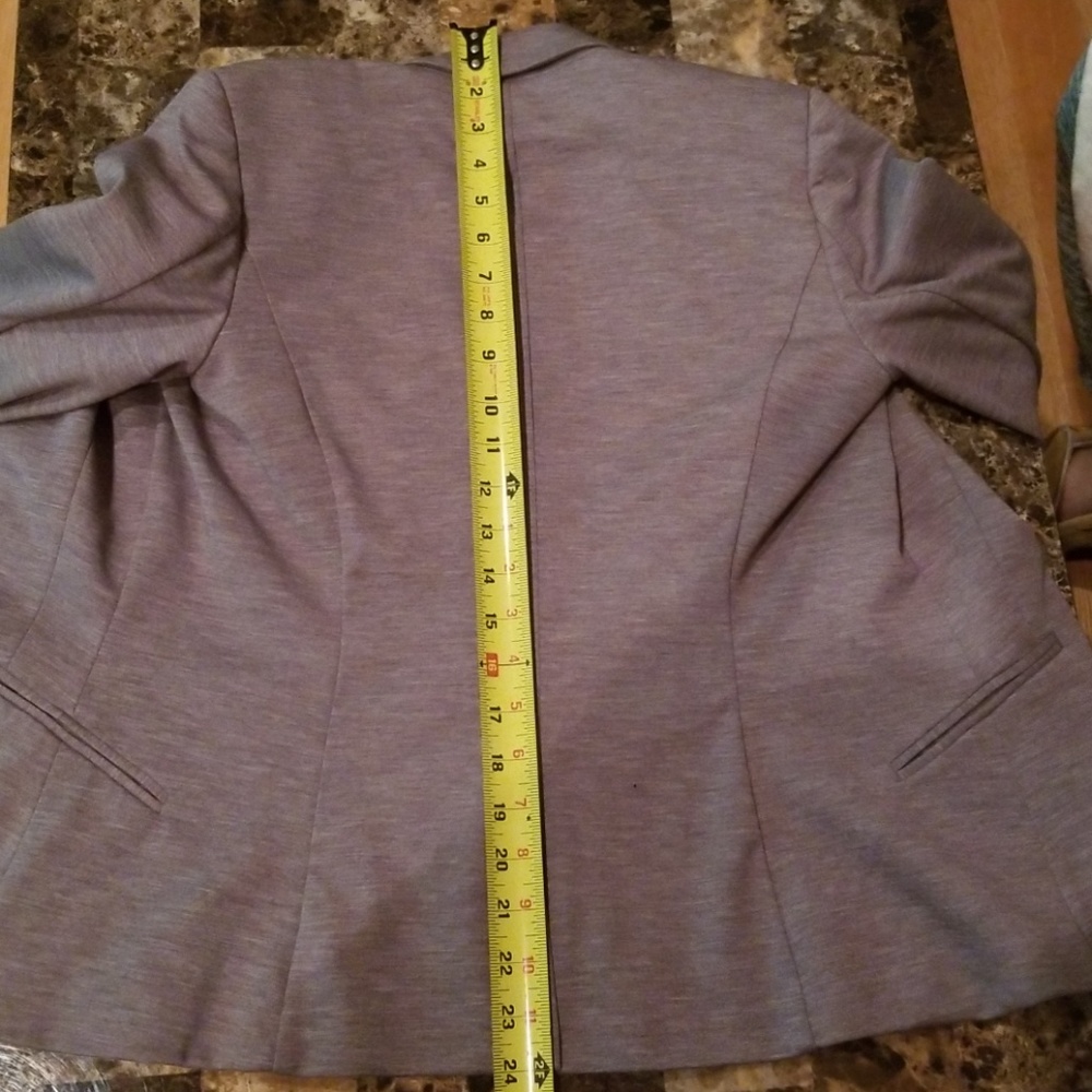 H&M Grey Blazer! - Picture 5 of 5